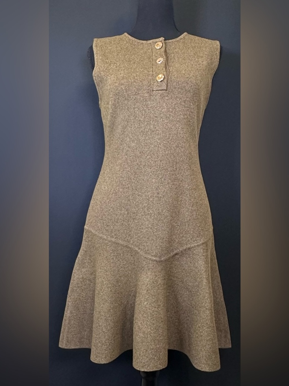 #196- NEW Zara Olive Green Sleeveless‎ Knit Flared Dress - Picture 5 of 15